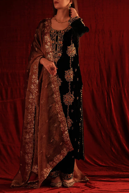 Jet Black Shade | Saman Velvet Ready To Wear Kurta Set