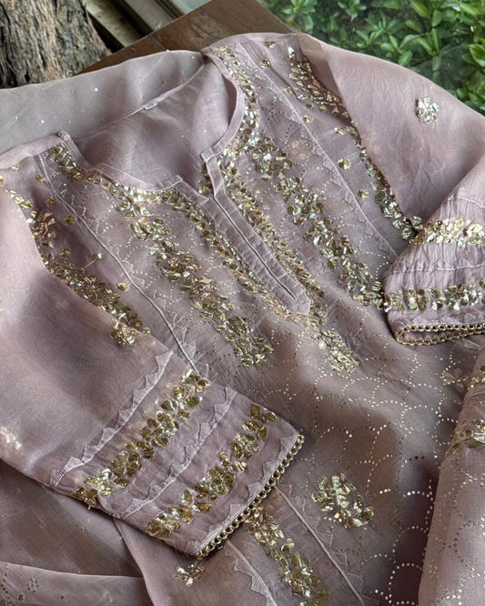 Lavender Noor Organza Applique Kurta Set