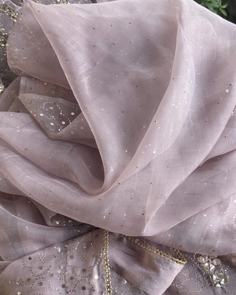 Lavender Noor Organza Applique Kurta Set