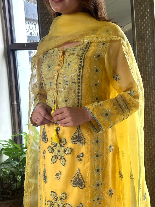 Mango Yellow Noor Organza Silk Chikankari Kurta Dupatta Set With Mukaish Kamdani