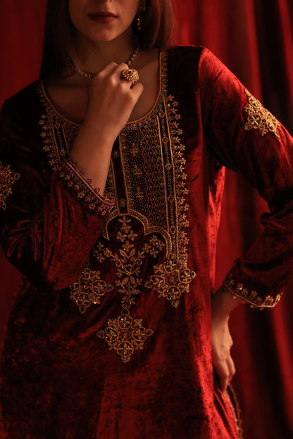 Maroon Shade | Saman Velvet Ready To Wear Kurta Set