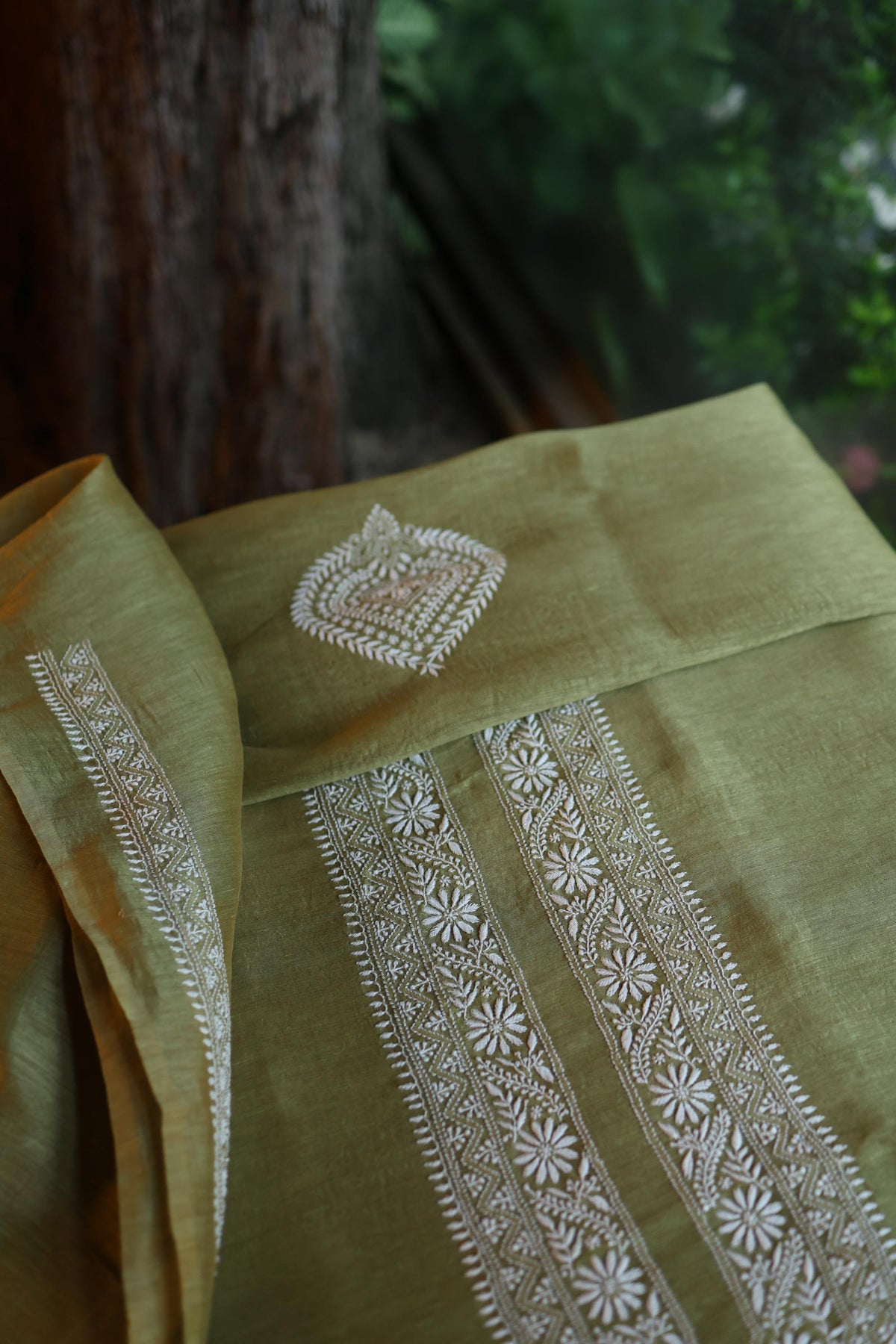 Mehndi Green Linen Chikankari Unstitched Men's Kurta Fabric