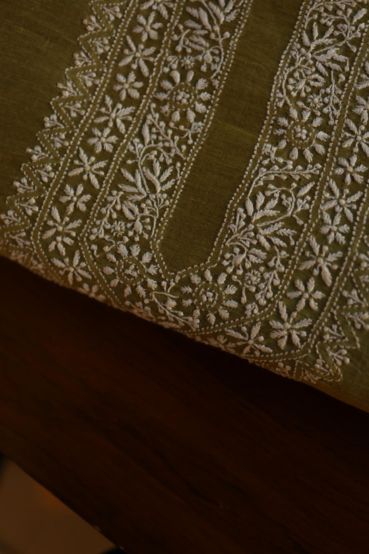 Mehndi Green Linen Chikankari Unstitched Men's Kurta Fabric
