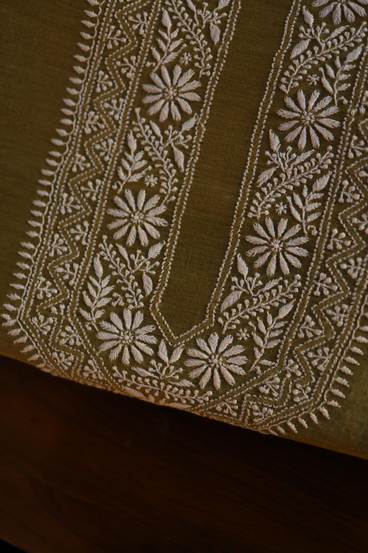 Mehndi Green Linen Chikankari Unstitched Men's Kurta Fabric