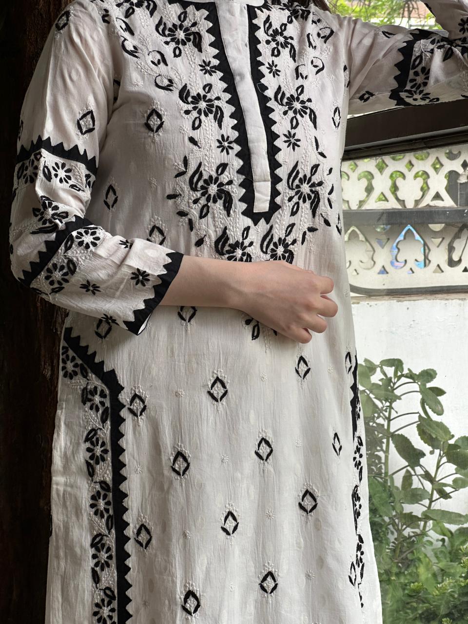 Monochrome Applique Cotton Chikankari Kurta