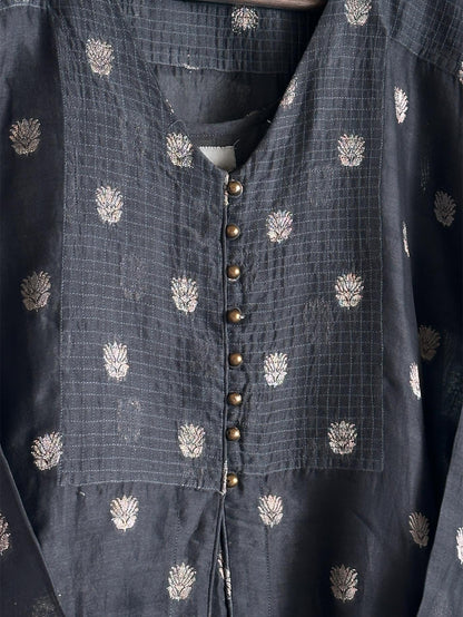Natural Grey Zari Chanderi Dagla Kurta Set