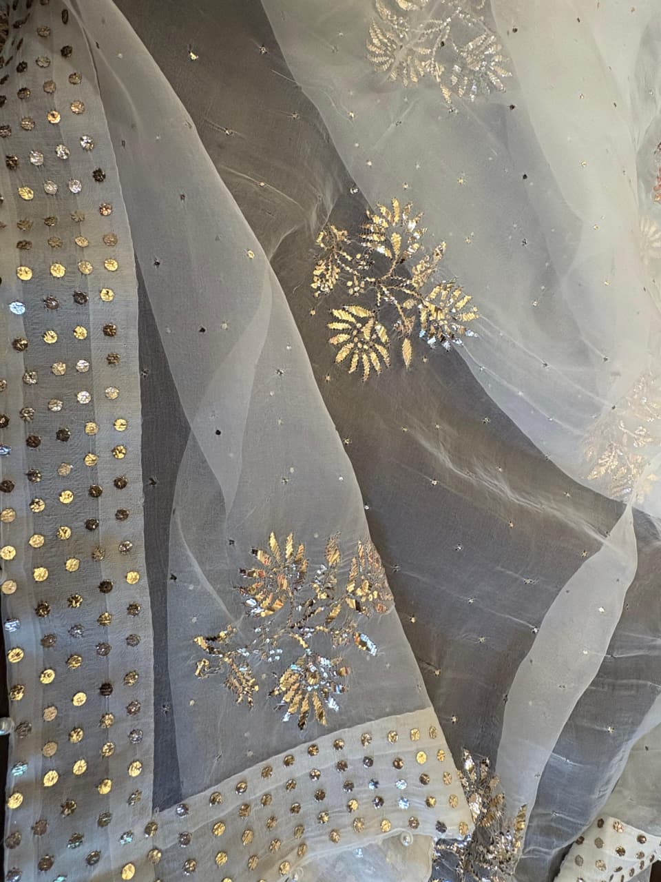 Noor Organza Mukaish Badla Rose Motif Dupatta