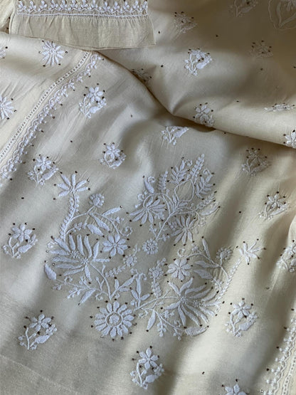 Off White Chanderi Chikankari Ready To Wear Kurta With Mukaish Kamdani