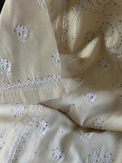 Off White Chanderi Chikankari Ready To Wear Kurta With Mukaish Kamdani