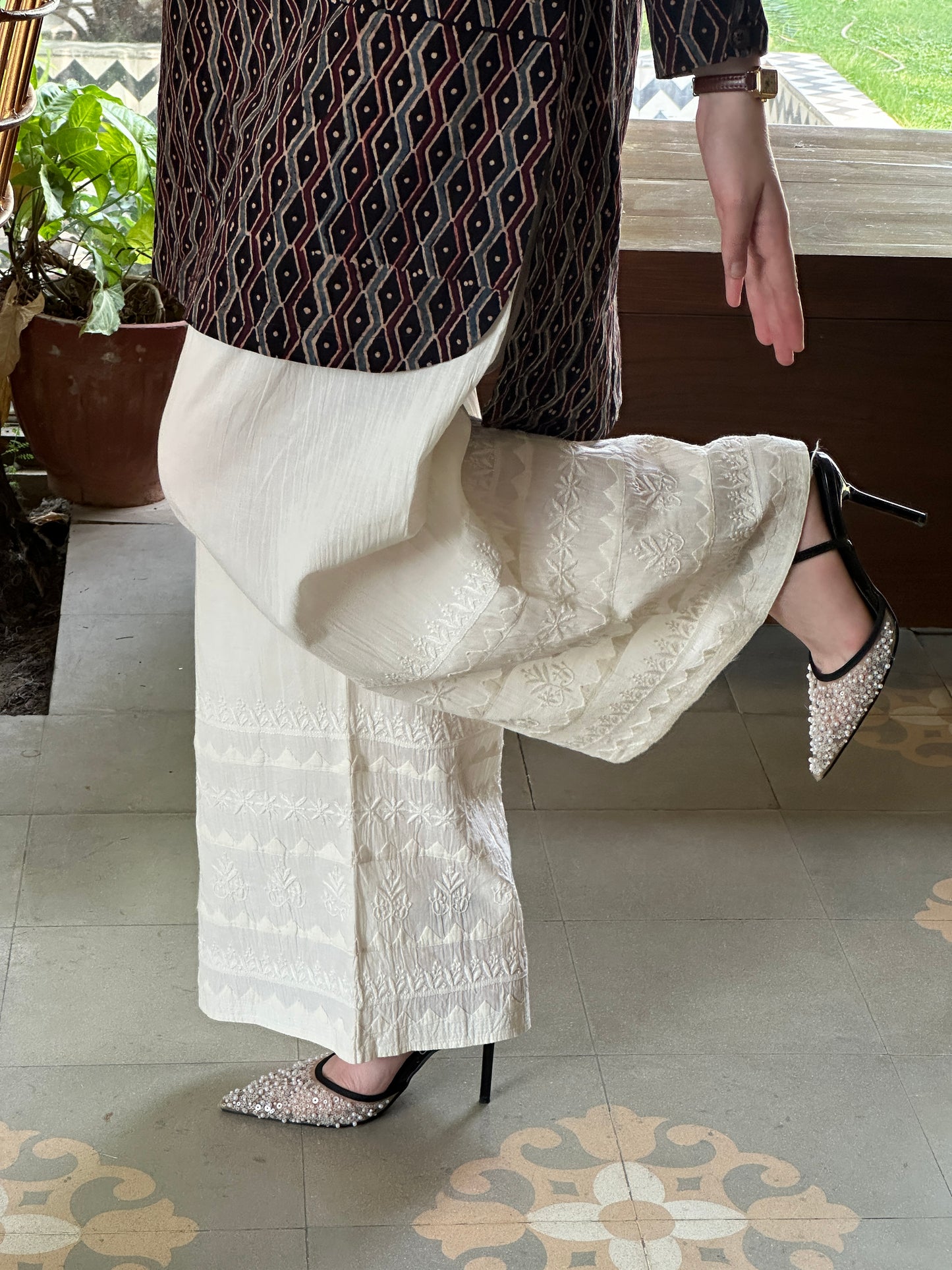 Off White Daraz Cotton Applique Chikankari Palazzo