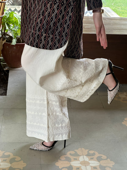 Off White Daraz Cotton Applique Chikankari Palazzo