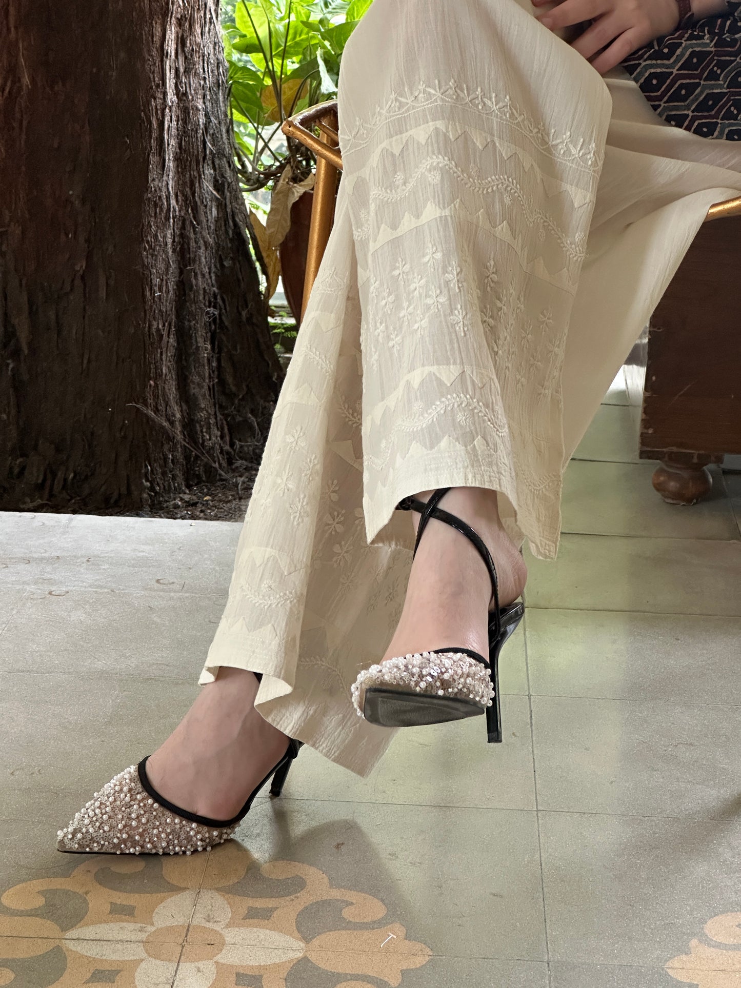 Off White Daraz Cotton Applique Chikankari Palazzo