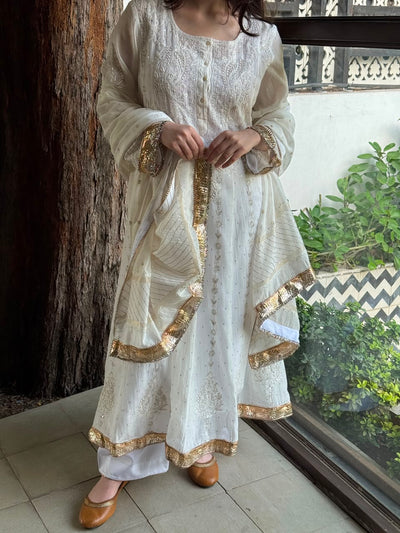 Off White Mulmul Hyderabad Lampi Chikankari Anarkali