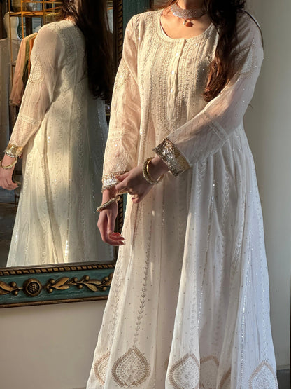 Off White Shade Mulmul Hyderabad Lampi Chikankari Anarkali