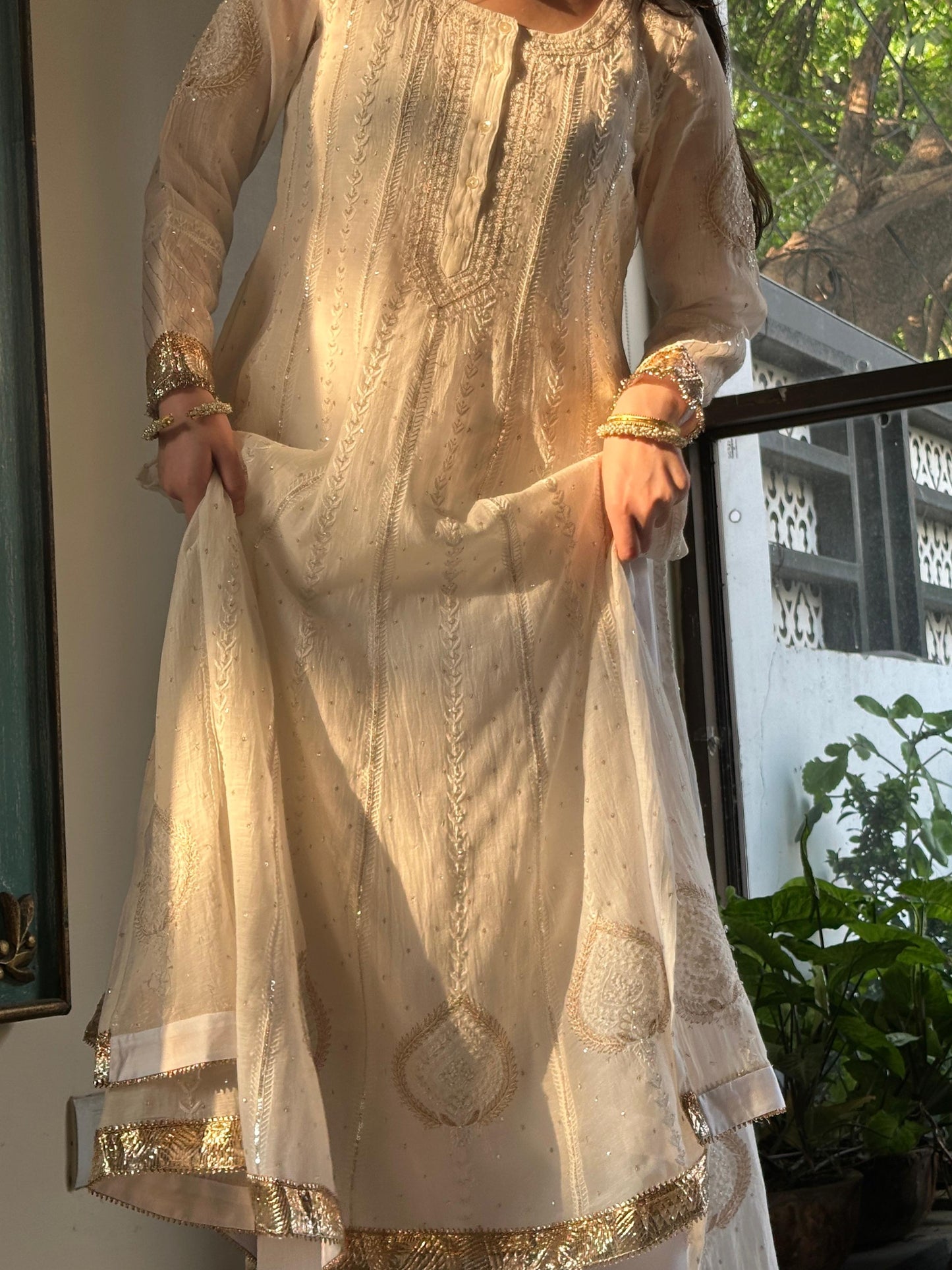Off White Shade Mulmul Hyderabad Lampi Chikankari Anarkali