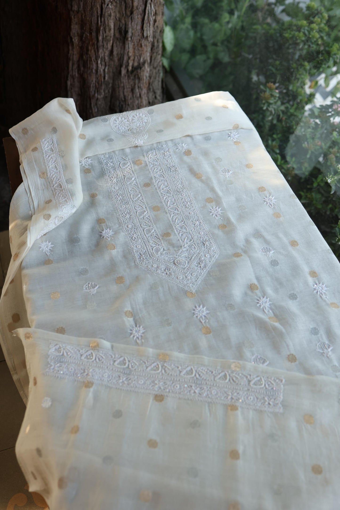 Off White Zari Chanderi Unisex Chikankari Unstitched Men’s Kurta Fabric