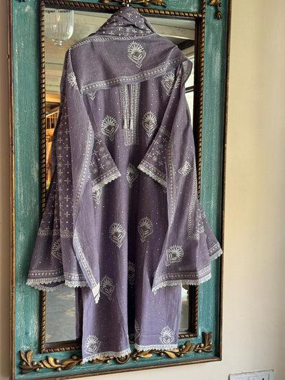 Old Lavender Mulmul Pearl White Chikankari Kurta With Heavy Dupatta