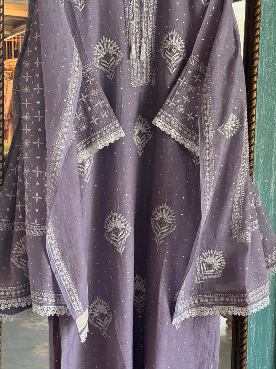 Old Lavender Mulmul Pearl White Chikankari Kurta With Heavy Dupatta