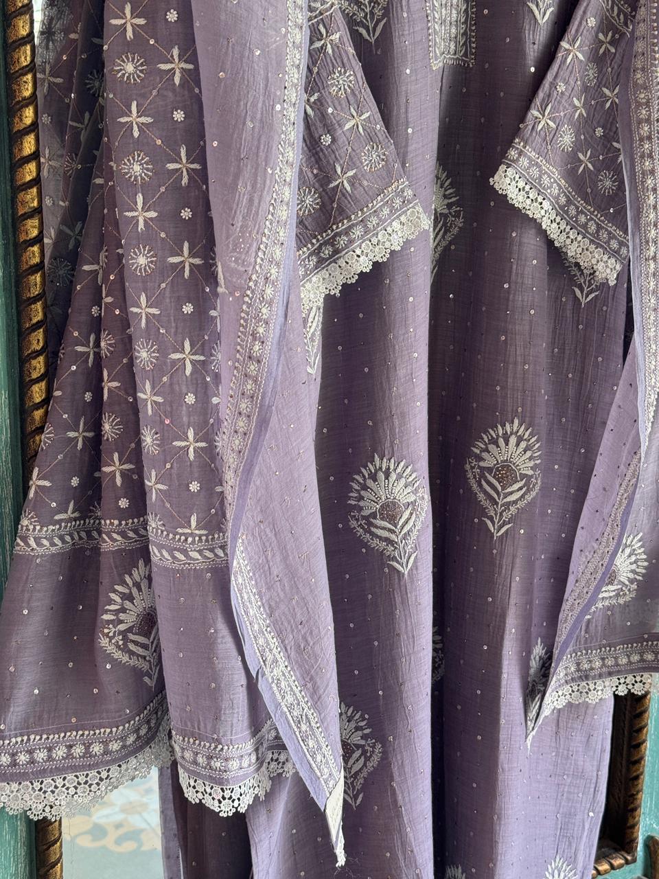 Old Lavender Mulmul Pearl White Chikankari Kurta With Heavy Dupatta