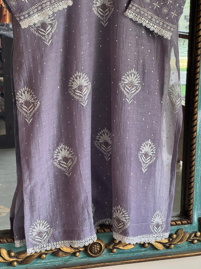 Old Lavender Mulmul Pearl White Chikankari Kurta With Heavy Dupatta