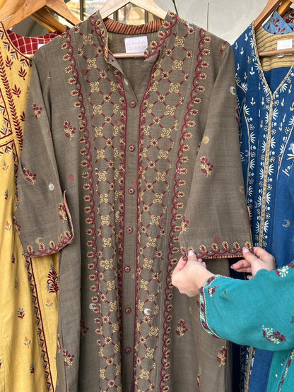 Olive Bloom Hand-Embroidered Malkha Tunic With Front Buttons