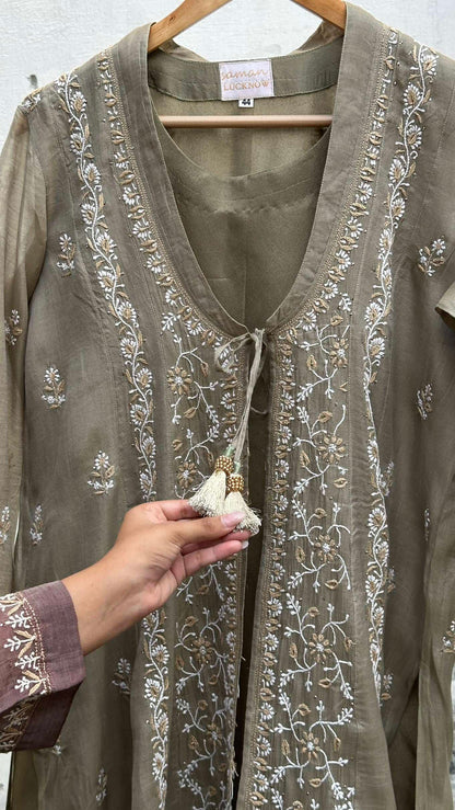 Olive Shade SICO Mal Chikankari Kurta With Mukaish Kamdani – Ready to Wear