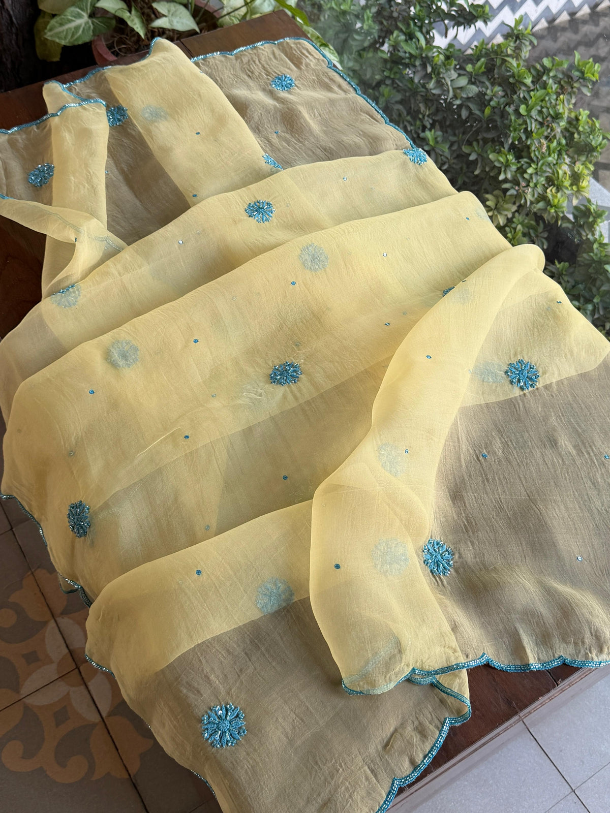Pastel Yellow Noor Organza Silk Chikankari Unstitched Kurta Dupatta Set
