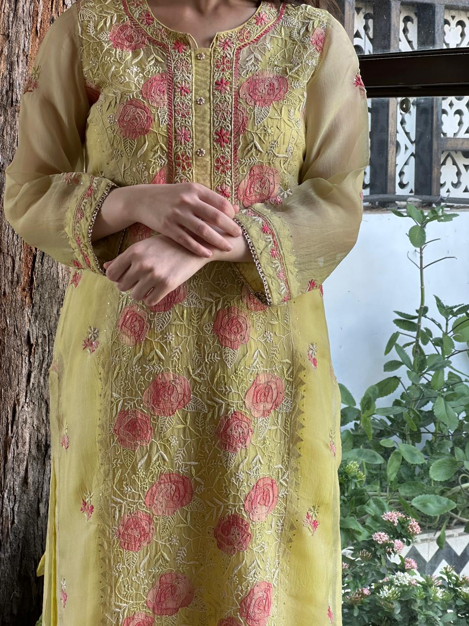 Pastel Yellow Rose Motifs Chikankari x Applique Organza Kurta Set