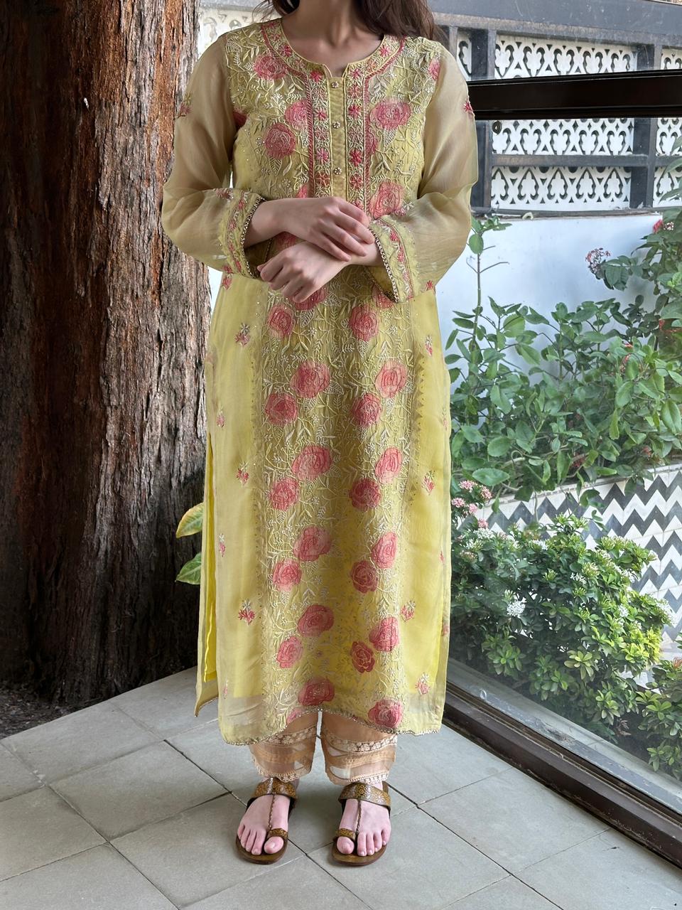 Pastel Yellow Rose Motifs Chikankari x Applique Organza Kurta Set