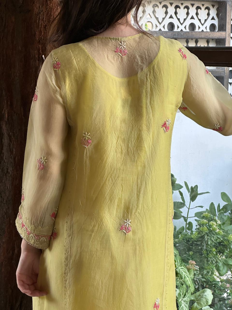 Pastel Yellow Rose Motifs Chikankari x Applique Organza Kurta Set