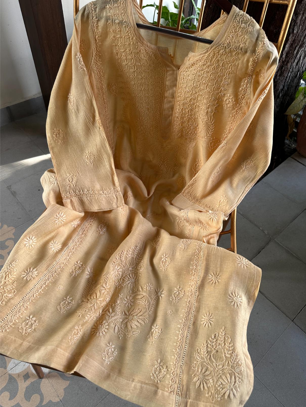 Peach Chanderi Chikankari Ready To Wear Kurta With Mukaish Kamdani