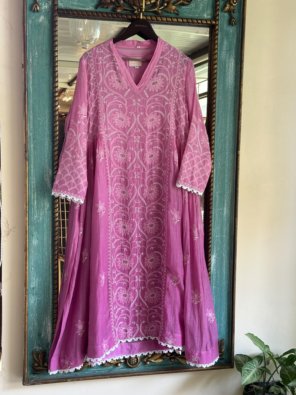 Mauve Pink & White Mul Chanderi Chikankari Kurta & Dupatta Set
