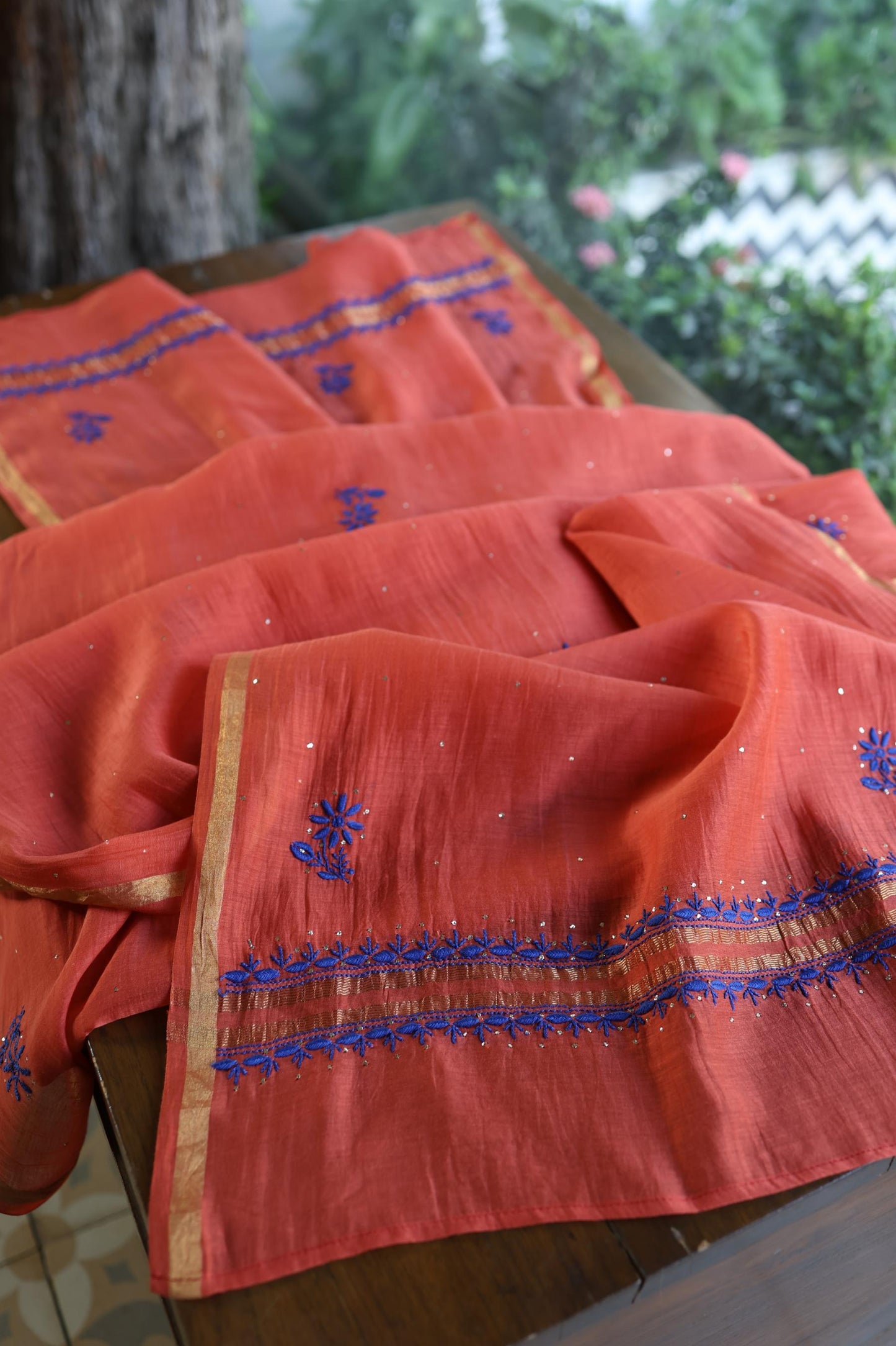 Red & Blue Shade Mal Cotton Chikankari Unstitched Kurta Dupatta Fabric With Kamdani