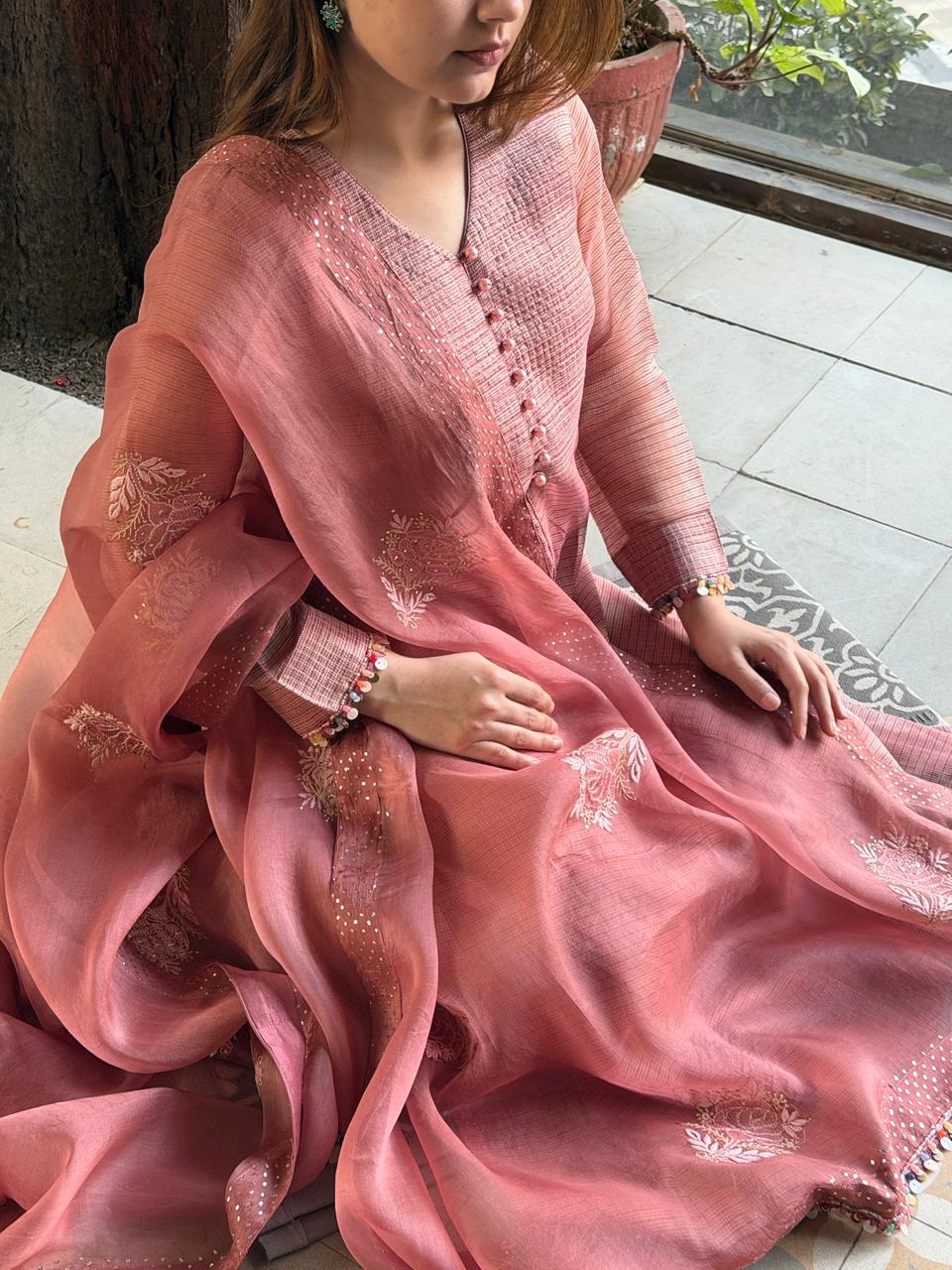 Salmon Pink Tissue Silk Dagla Kurta Set