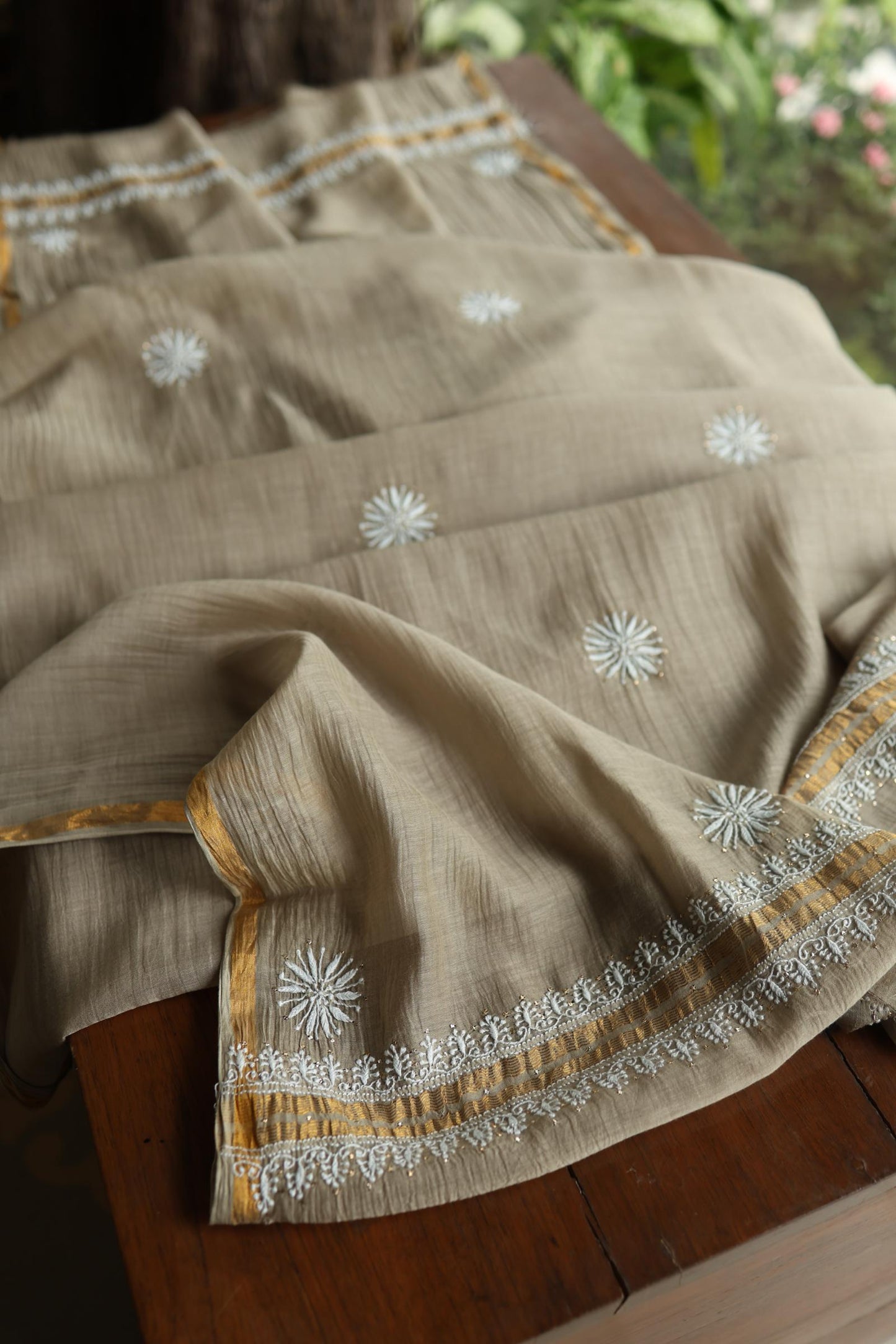Mal Cotton Chikankari Unstitched Fabrics With Kamdani