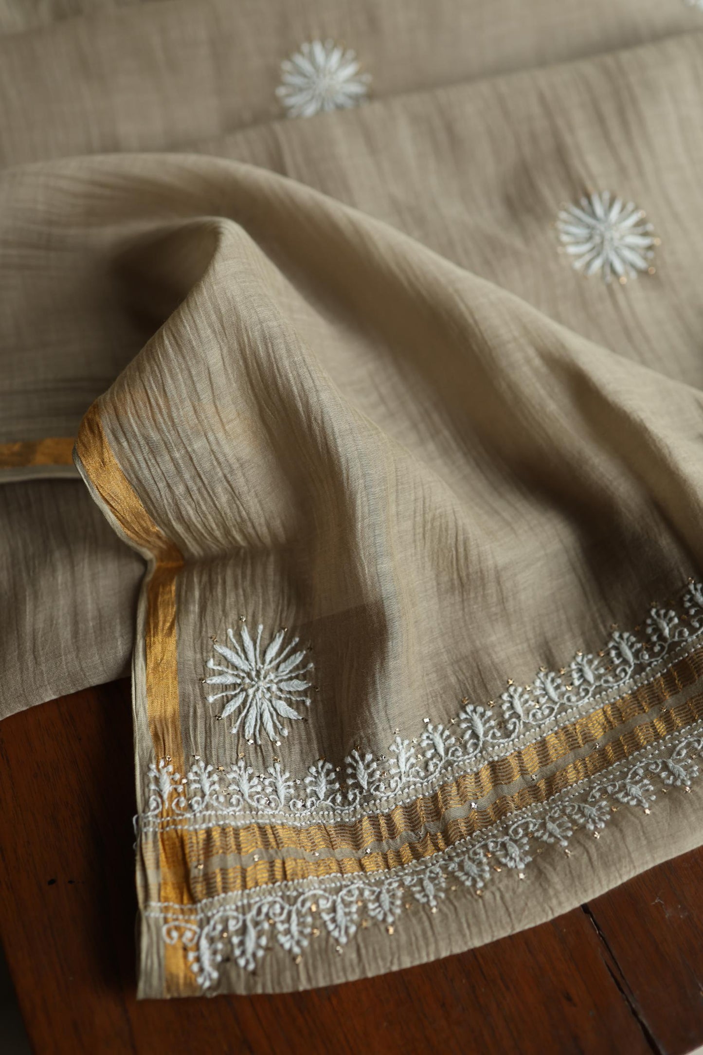 Mal Cotton Chikankari Unstitched Fabrics With Kamdani