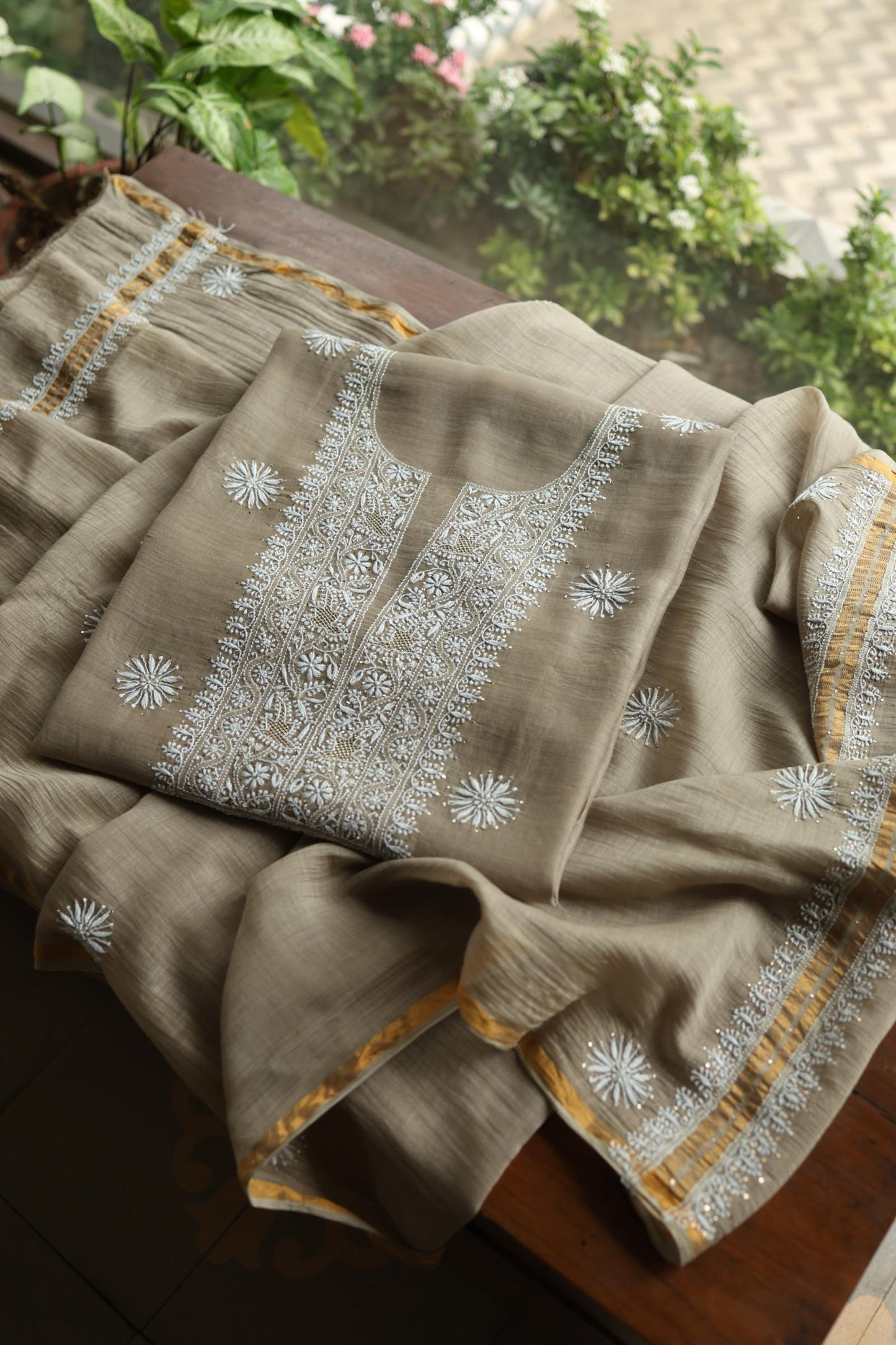 Mal Cotton Chikankari Unstitched Fabrics With Kamdani