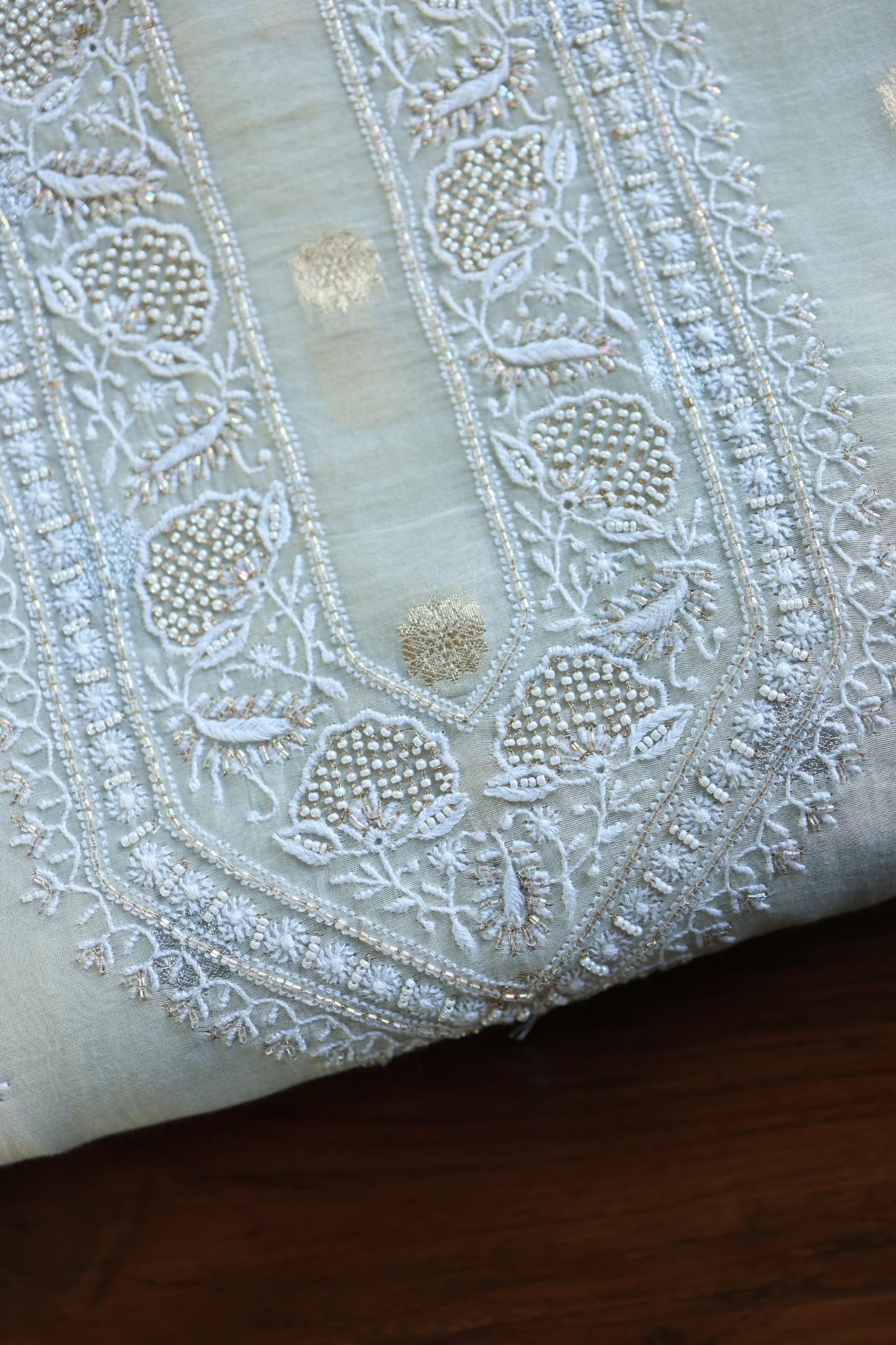 Silver Grey Shade Shade Zari Chanderi Unisex Chikankari Unstitched Men’s Kurta Fabric