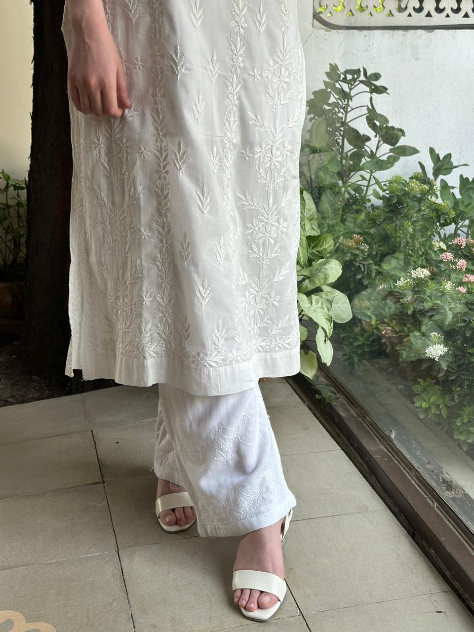 White Cotton Chikankari Kurta