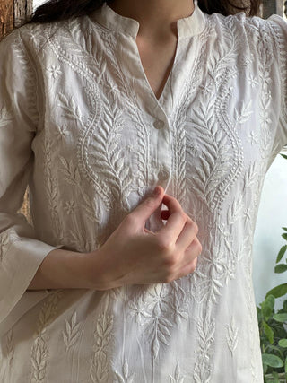 White Cotton Chikankari Kurta