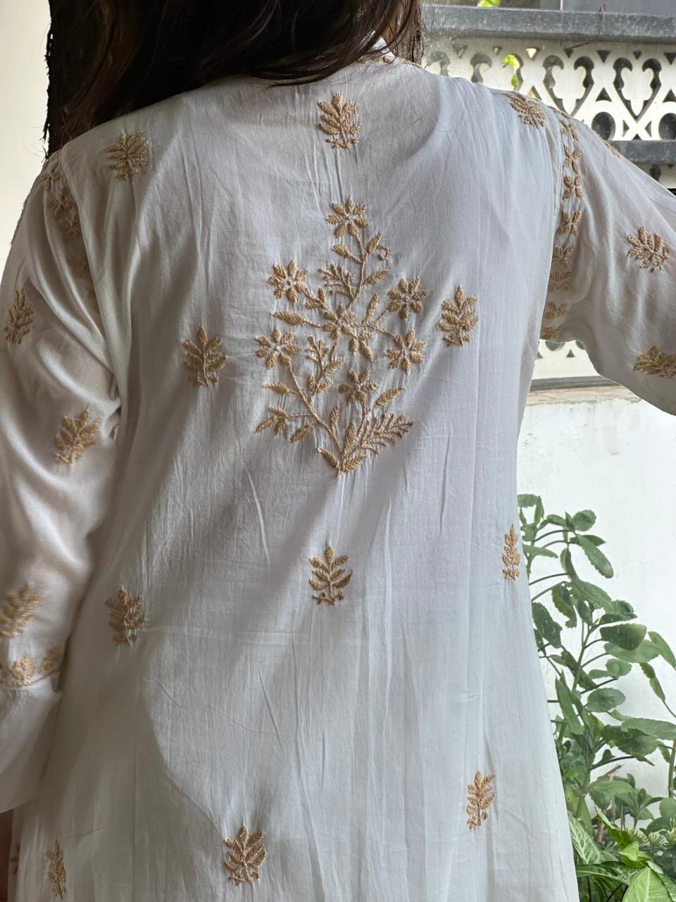 White Cotton Gathered Chikankari Kurta