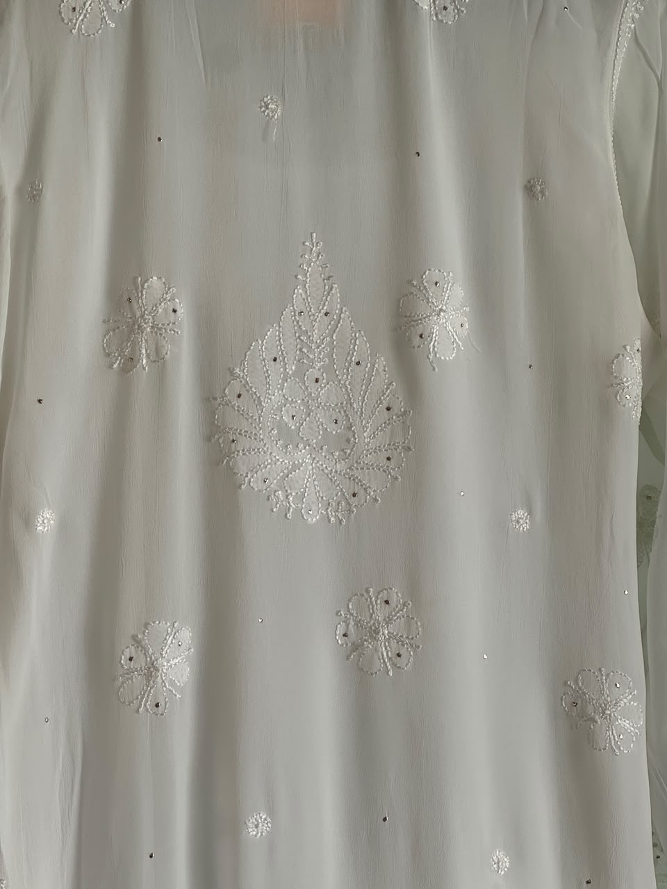 White Viscose Georgette Chikankari Mukaish Kamdani Straight Kurta