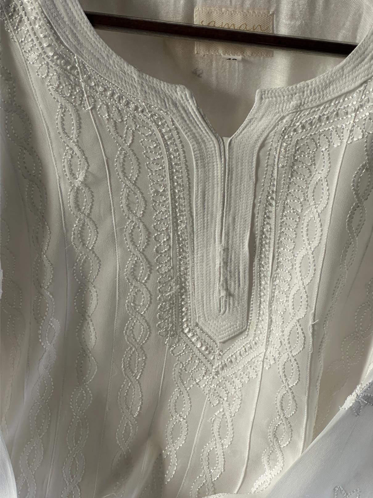 White Viscose Georgette Chikankari Ready to Wear Kurta
