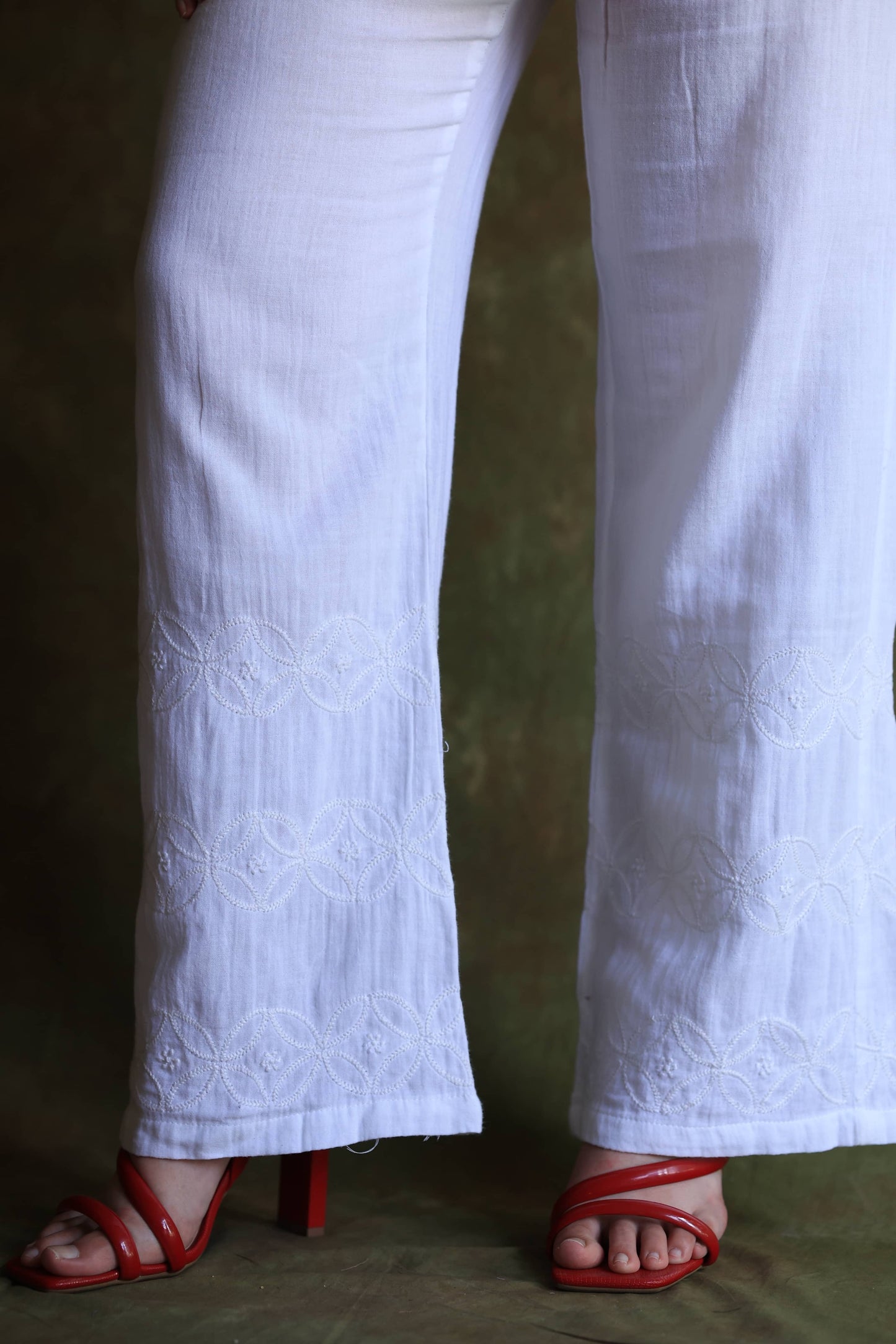 Women's Lucknowi Handcrafted Cotton Chikankari Straight Pant
