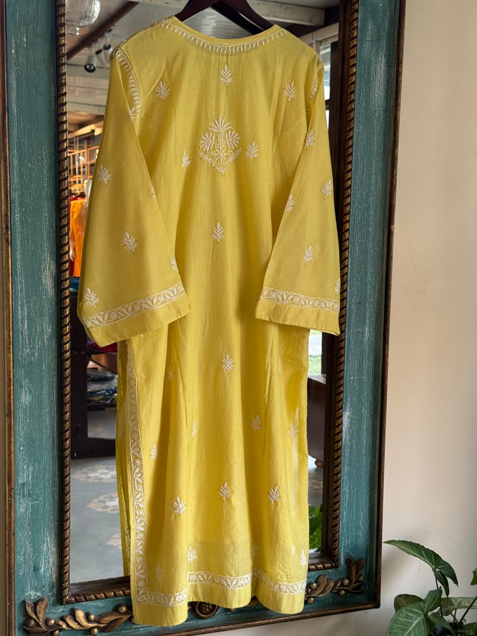 Yellow Floral Maheshwari Chikankari Ready To Wear Straight Kurta With Slip