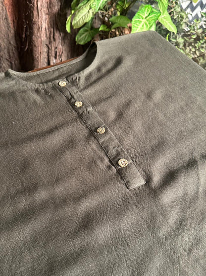 Cloudy Grey Shade Kashmiri Pashmina Phiran with Handcrafted Ari & Chikankari Embroidery