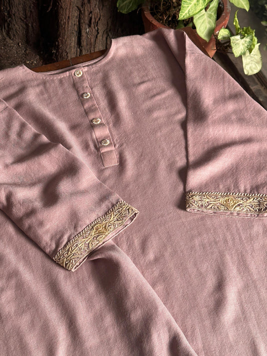 Rose Pink Shade Kashmiri Pashmina Phiran with Handcrafted Ari & Chikankari Embroidery