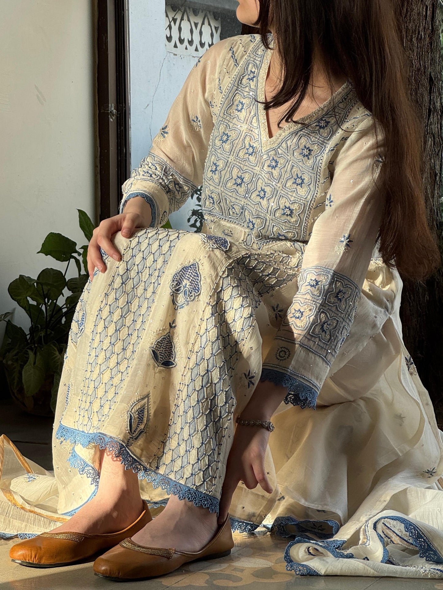 Indigo & Off White Shade Malmal Zari Pearl Work Chikankari Kalidar Kurta Set