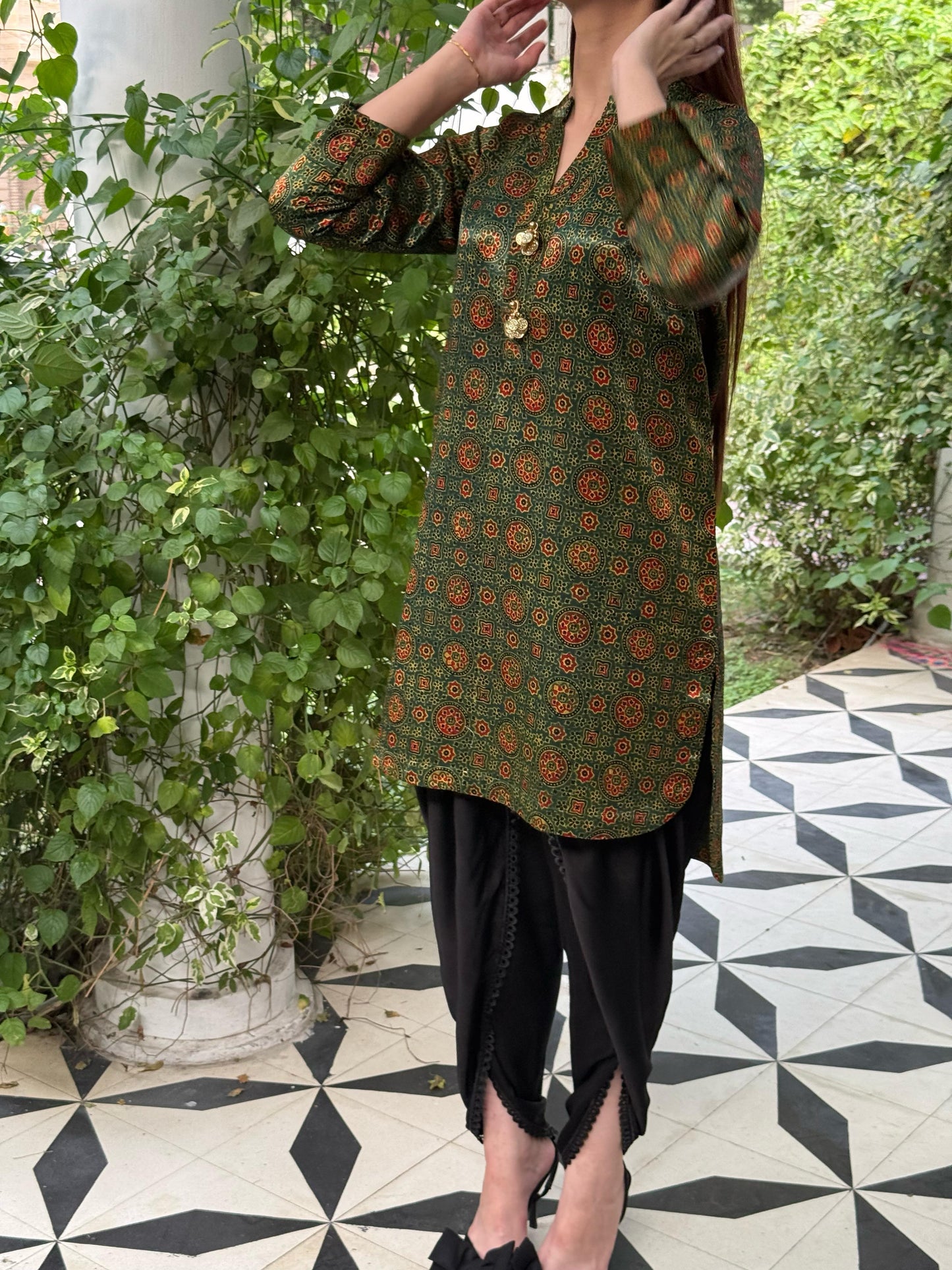 Ajrak Green Multi Shade Mashru Silk, Short Kurta