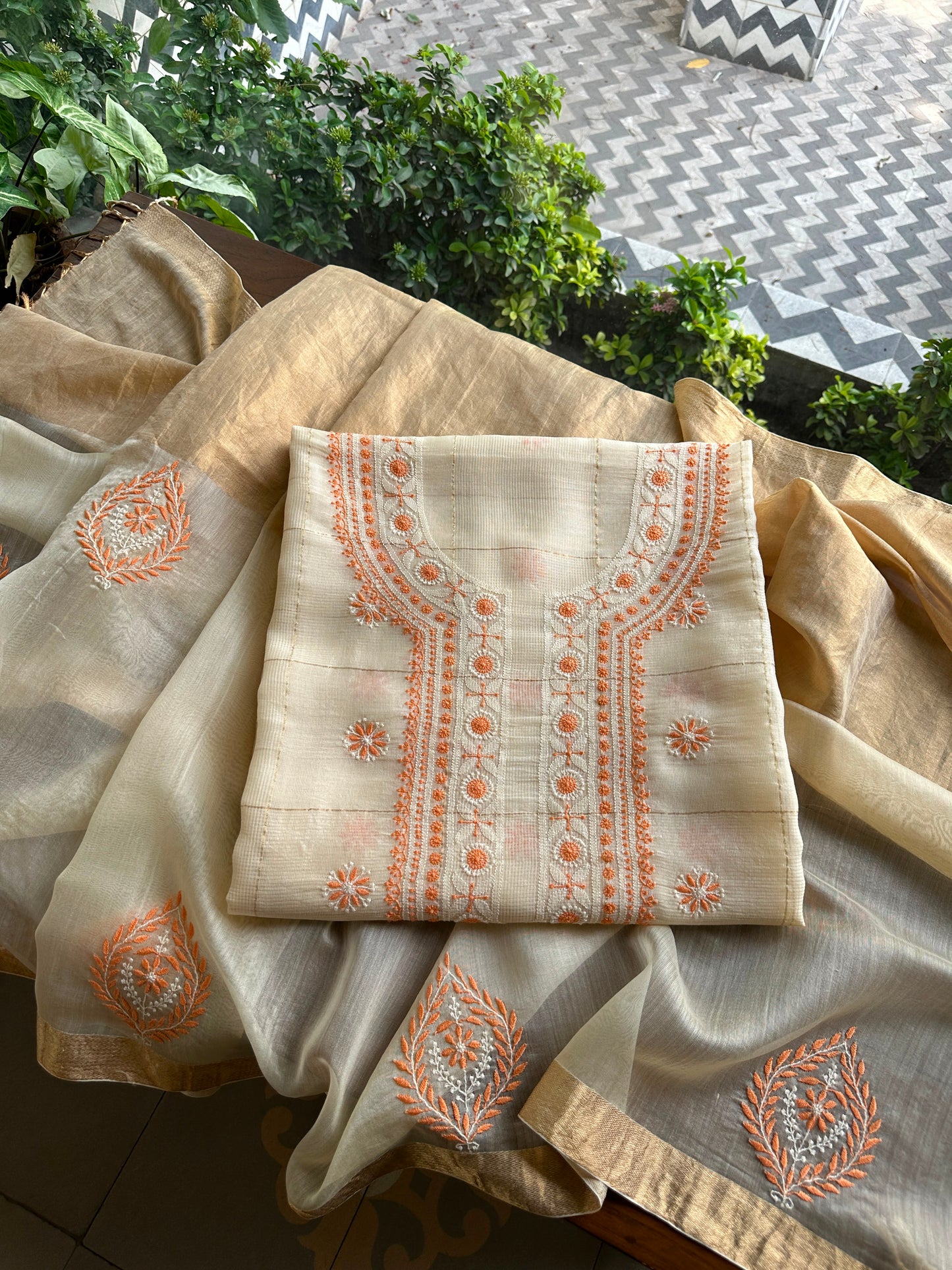Cream Shade Tissue Zari Kota Chikankari Unstitched Fabric